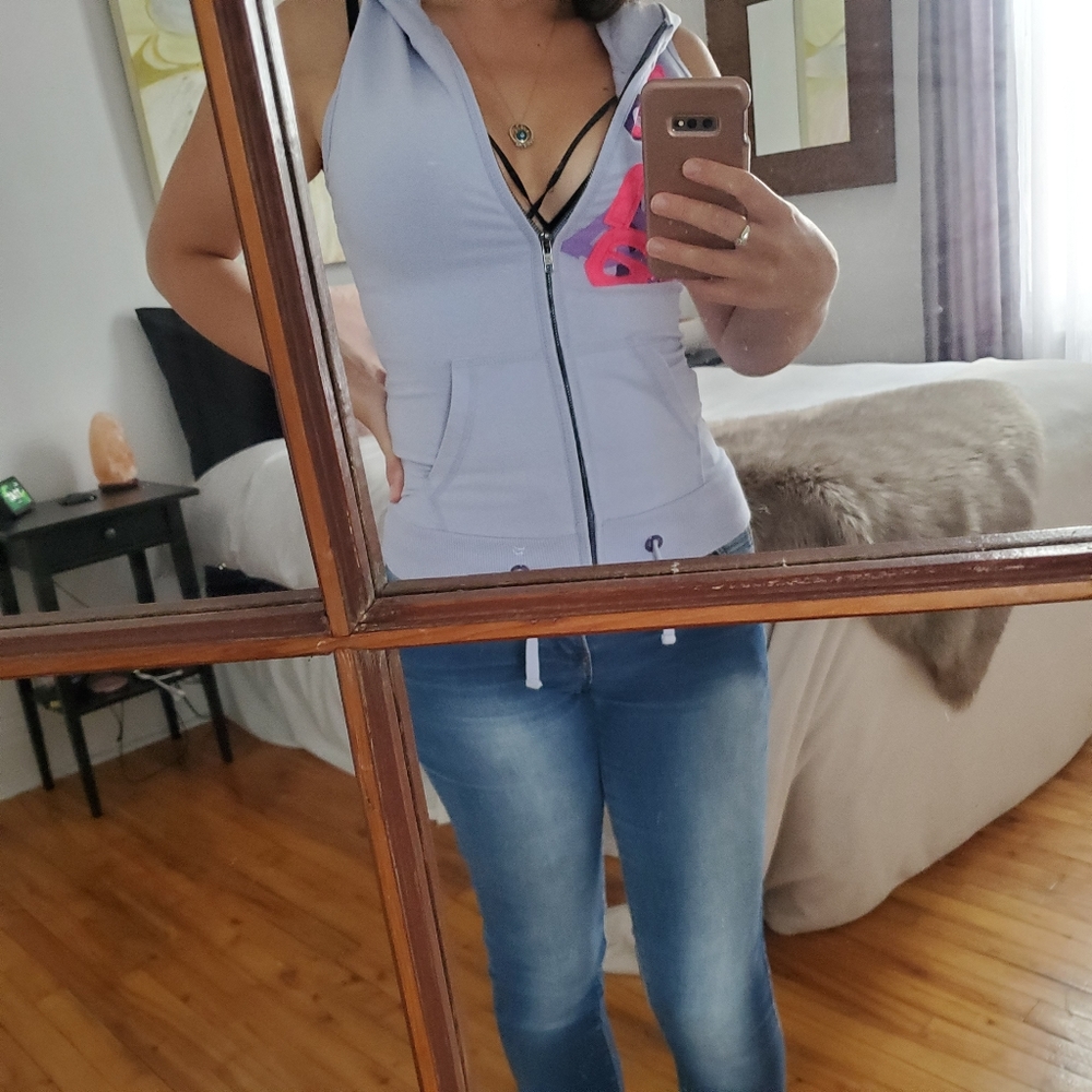 Joshua Perets vest